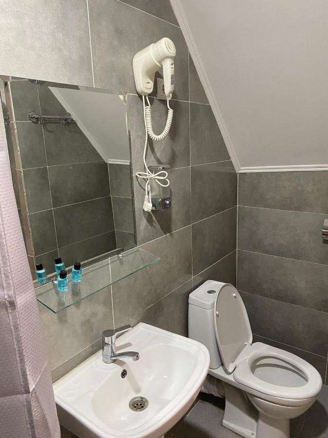 Guest House Kipiani Tbilisi Ngoại thất bức ảnh