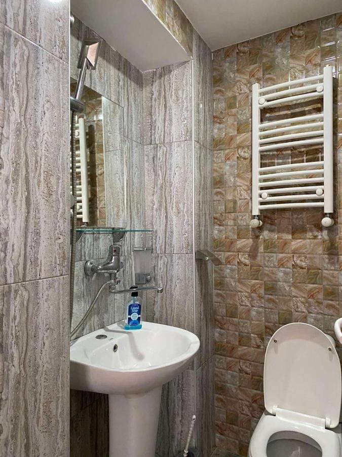 Guest House Kipiani Tbilisi Ngoại thất bức ảnh