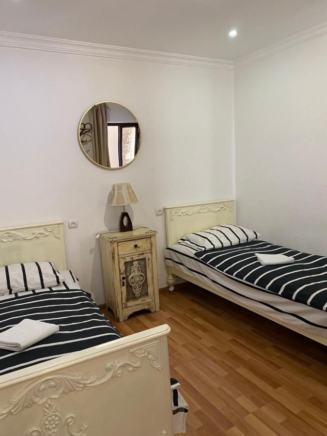 Guest House Kipiani Tbilisi Ngoại thất bức ảnh
