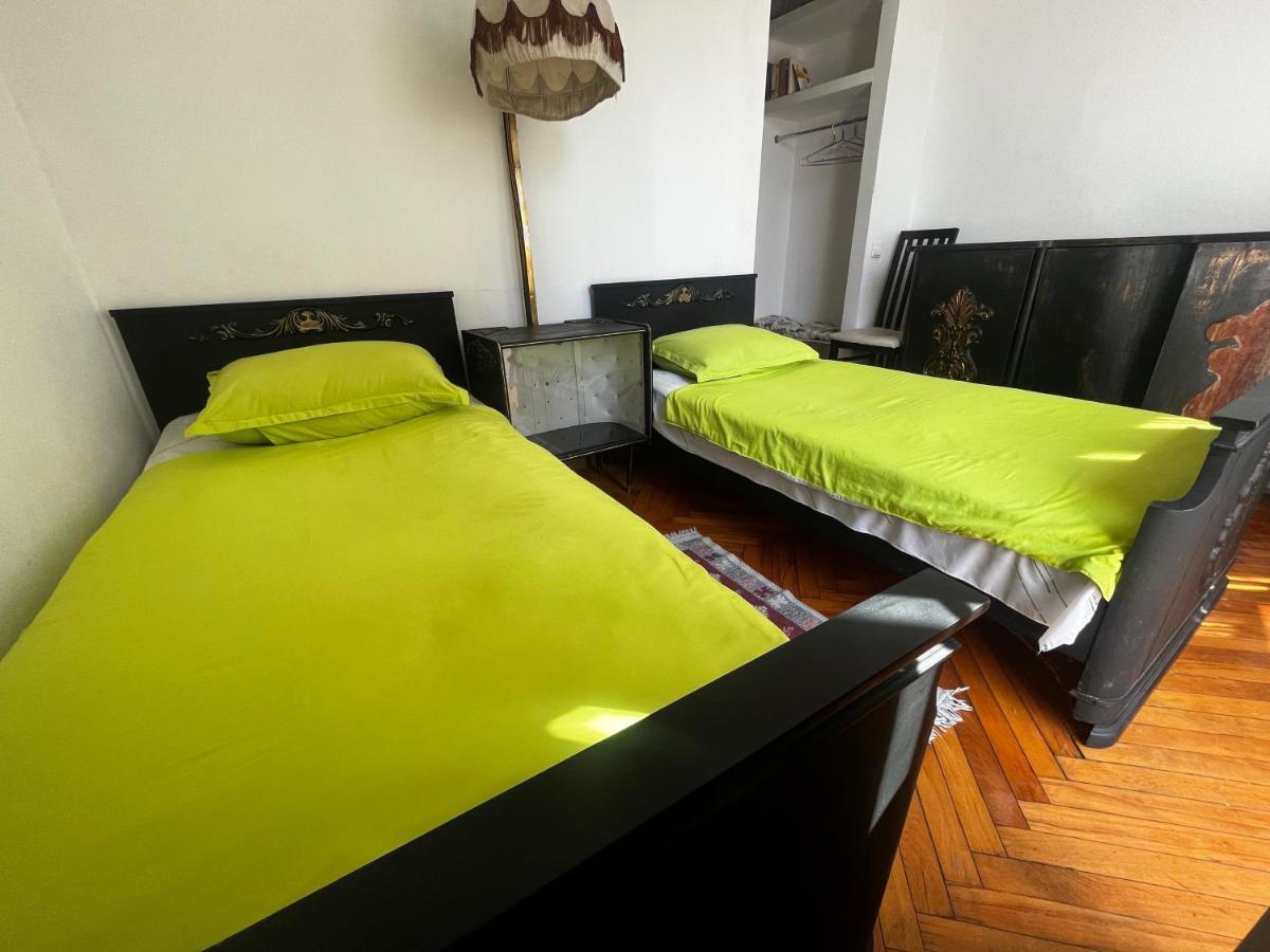 Guest House Kipiani Tbilisi Ngoại thất bức ảnh